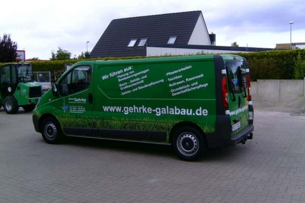 fahrzeugbeschriftung-gartenbau-gehrke-renault-05-h700D8109DED-5061-CB14-1432-3821519D0D63.jpg