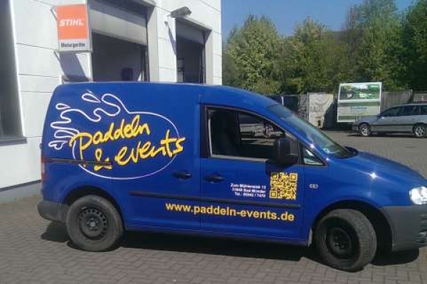 fahrzeugbeschriftung-paddeln-events-01-h850FA90D124-547D-1468-6D1E-572AA16E5B60.jpg