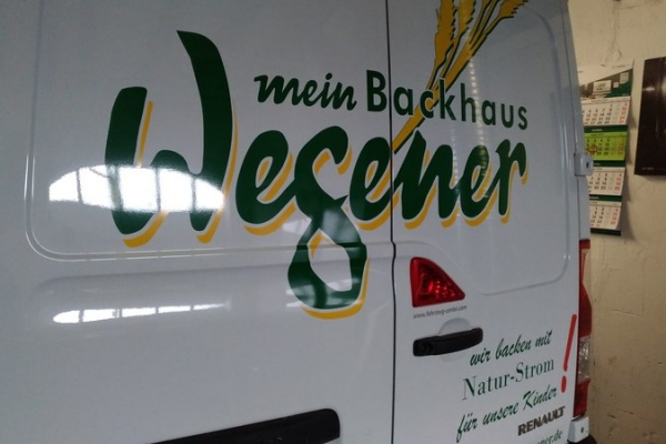 backereiwegenerfahrzeugbeschriftung-40A524319-A200-8AB4-CA7F-34422D35C99A.jpg