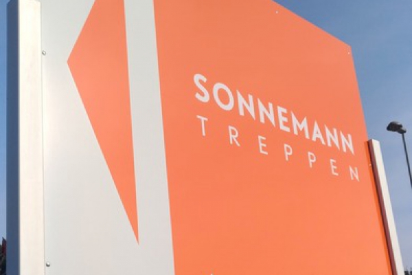 werbeschilder-sonnemann01574FEE60-D51B-E98B-F7C2-0DB5AFCAA4F8.jpg