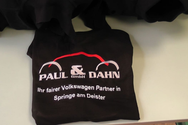 stickdruck-stickerei-hannover-springe-hameln-01AD369BAA-6F7E-E44D-1048-82610AE13CEA.jpg