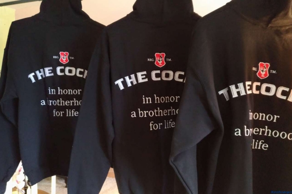 textildruck-textstick-the-cocks-02-h8504526DB0C-0767-75E9-53CC-5FF07FE3CA26.jpg